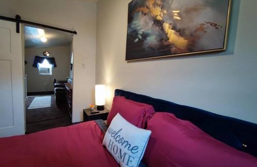 Near Eastside Apartment | Zen Haven 5- Close to Downtown Indy- Queen Bed