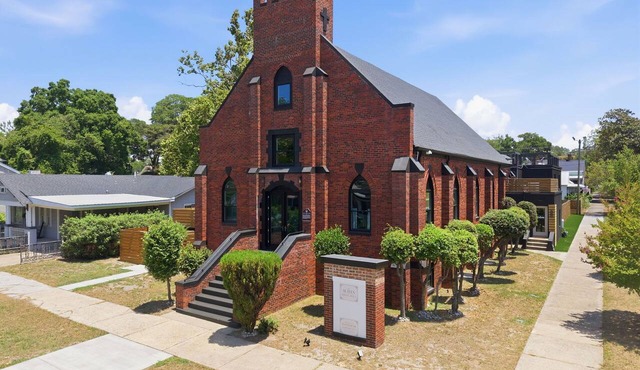 10 Bedroom Church Downtown Wilmington