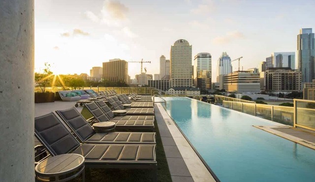 2 Bedroom, 2 Bath. Downtown Austin. Amazing View