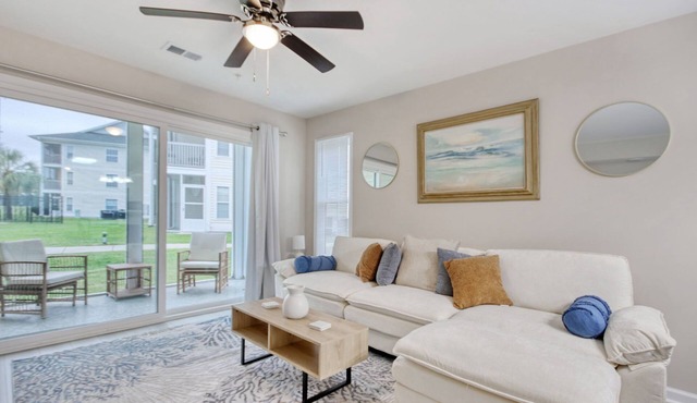 2 Bedroom Golf Course Oasis at Rive Oaks