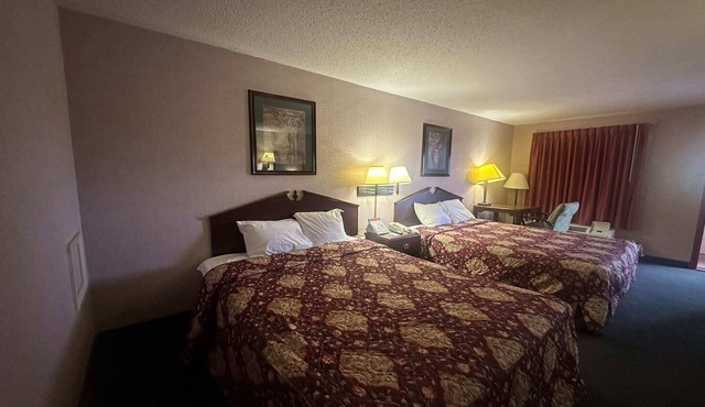 2 Full Beds|Non-Smoking
