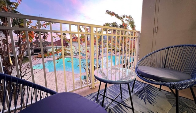 207-S Luxury King Suite Universal/Disney Epic