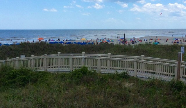 2BR/2BA Oceanfront -10th Floor- Bright & Beachy! Recently Updated!