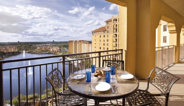 2BR-Dlx Inside Disney Gates-5 Pools, 2 Lazy Rivers, SPLASH pad, Mini Golf & More