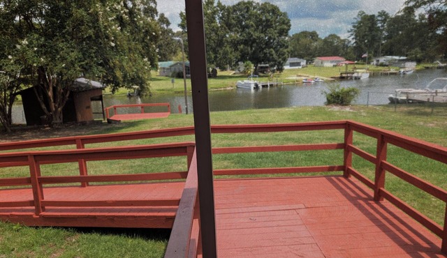 3-bedroom Home Waterfront Lake Marion Summerton SC