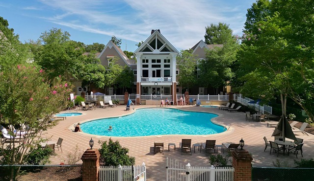 3 Estate 2BR Units w/Private Patio, Garden Tub, and Outdoor Pool