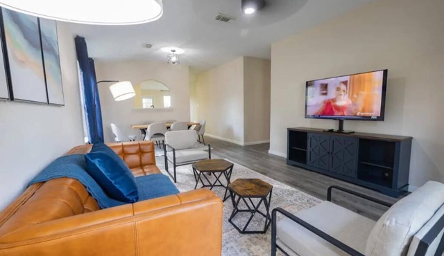 4BR | King Bed | World Cup Ready | 15 min to IAH