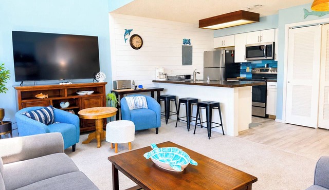 A Peaceful Coastal Retreat Awaits: Little River Inn 1507