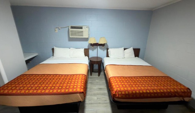 Ada Inn & Suites