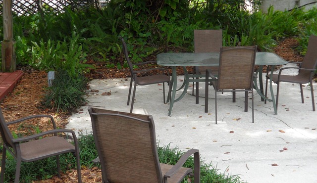 AFFORDABLE. BEAUTIFUL. 4,200 S.F., near Disney and Singing Tower