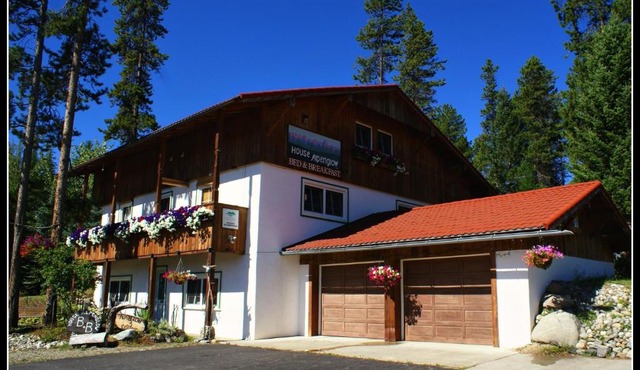 Alpenglow Bed and Breakfast