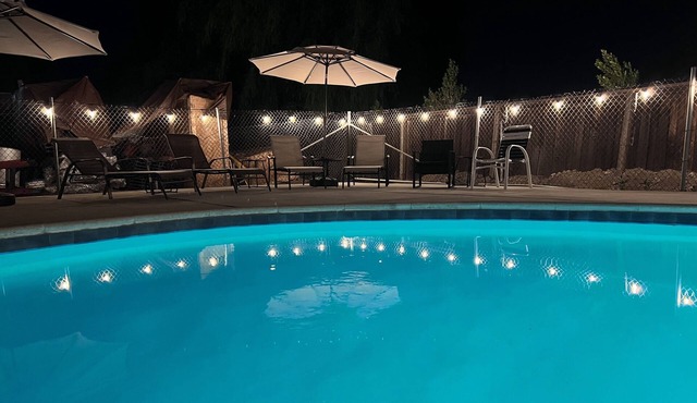 Awesome House w/Heated Pool, Theater & Game Room!