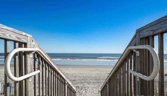 Beachfront Myrtle Beach Retreat, SeaWatch 2-Bedroom Condo + Amenities