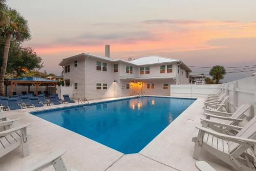 Beachside Villa Collection - 7 Bedroom