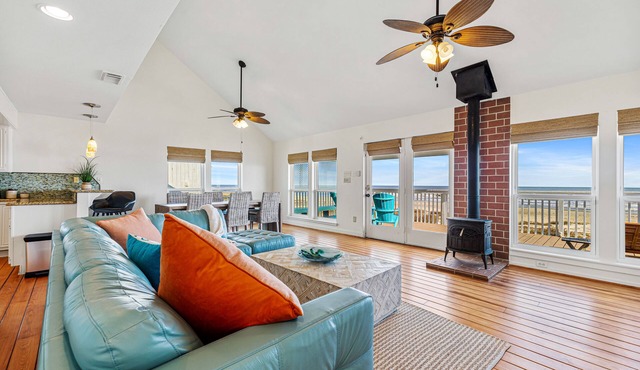 Beautiful Beachfront Home Perfect For A Family Vacation