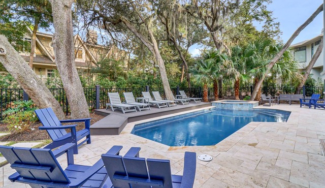 Beautiful & Spacious Third Row Ocean Sea Pines Home with Private Pool & Spa