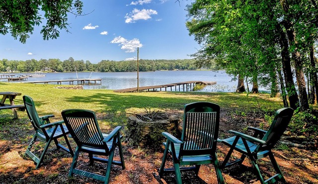 Beaver Creek Bungalow- Boat Ramp/Dock, WiFi, Single Level