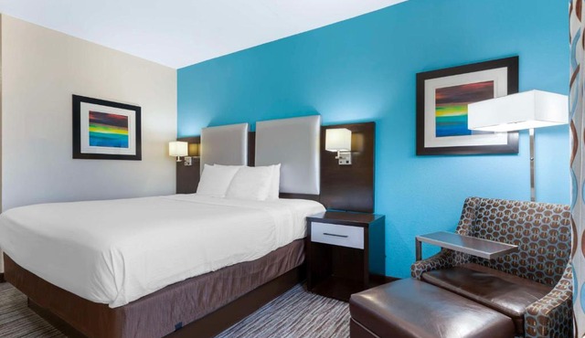 Best Western Plus Pleasanton Hotel