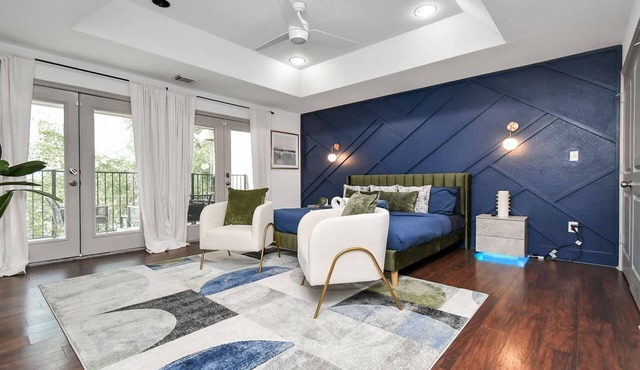 Bold 3BR Near Downtown | Wine Wall + Balcony