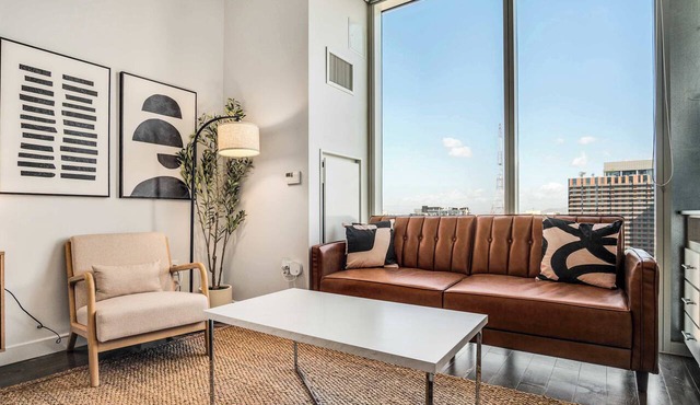 Boulevard Stays - Highrise STU Sky Pool, Parking, Gym 28