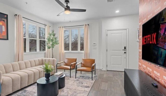 Boutique West Campus Retreat