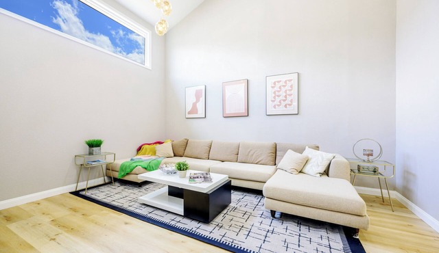 Bright Contemporary 3BR Home with BBQ & 2-Car Parking