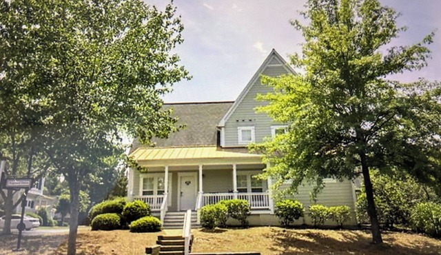 Charming 3-bedroom cottage, perfect for families, many amenities