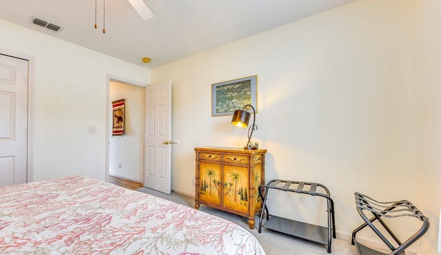Charming Family Home 3-bed 2-Bath Fernandina Beach