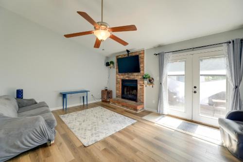 Charming Jacksonville Abode w/Patio!