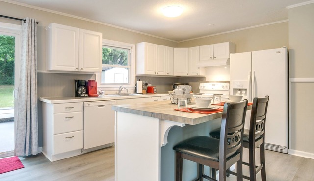 Charming Sanford Hideaway Home w/Large Yard
