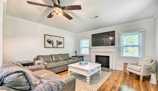 Chic Charlotte Retreat < 3 Miles to Downtown!