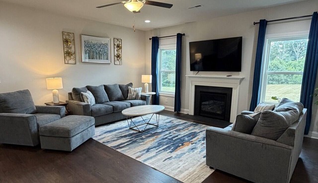 Comfortable Family Retreat in NW Greensboro
