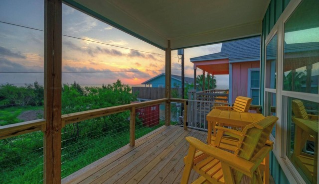 Community Pool + Dock | Fishing + Kayaking | Bayfront Escape | Sea Trout