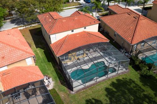Cosmos Villa - Your Florida Home Away From Home!