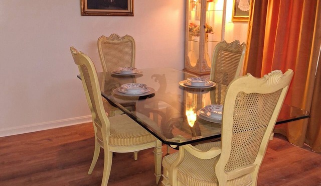 Cozy 1-bedroom townhome in pleasant Laurel with AC
