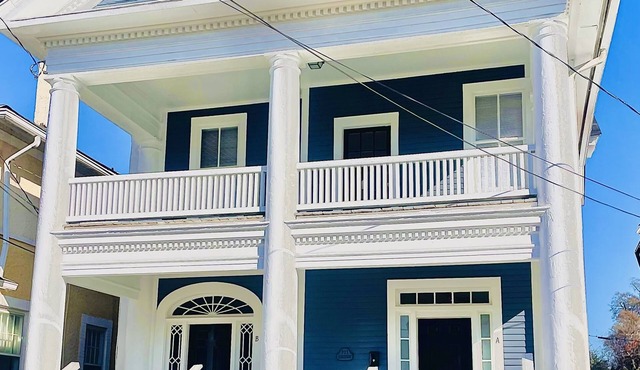 Cozy, comfy, pet friendly downtown apartment.