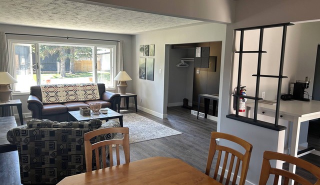Cozy, spacious and comfortable family friendly home!