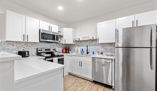 Cute 2 Bed/1 Bath Condo near Lakewood