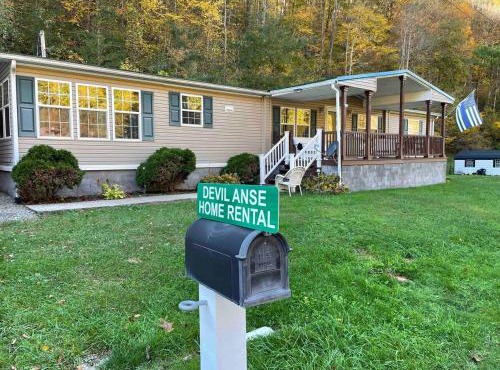 Devil Anse Home Rental
