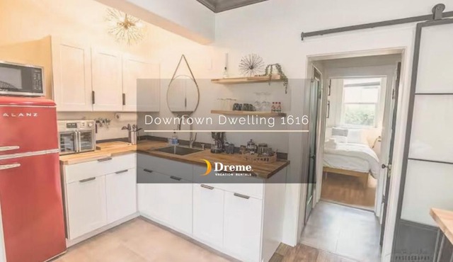 Downtown Dwelling 1616
