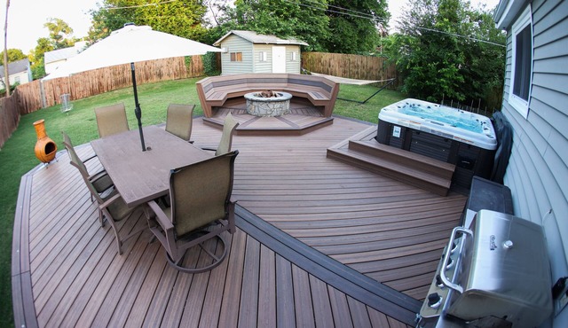 Expo Luxe Basecamp- Hot Tub, Fire Pit, Pool Table