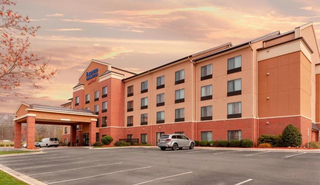 Fairfield Inn & Suites by Marriott Matthews Charlotte