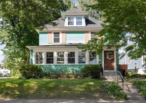 Family Friendly-Near Grand Ave-Hot Tub-King Beds