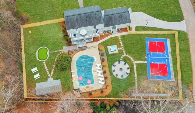 Family Tranquil Retreat - Pool, HotTub, Golf, More