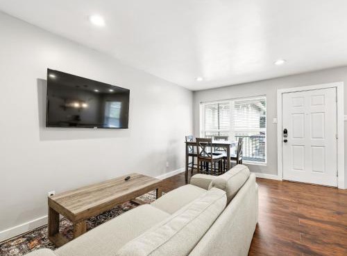Glendale Court Unit 6
