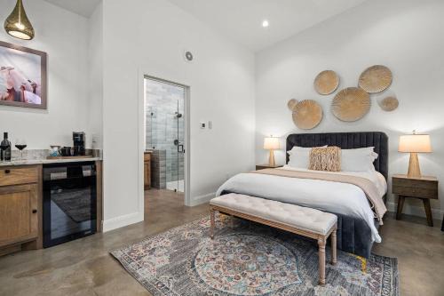 Goldstone Casita at Featherstone Winery