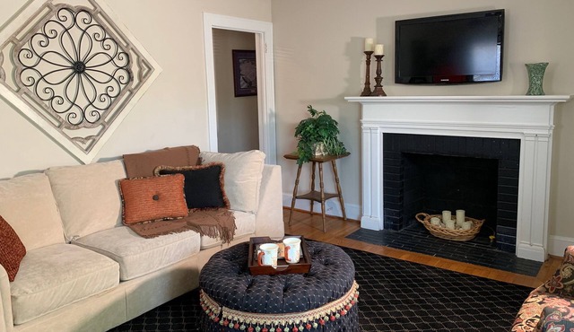 Great location! Close to ECU and Vidant