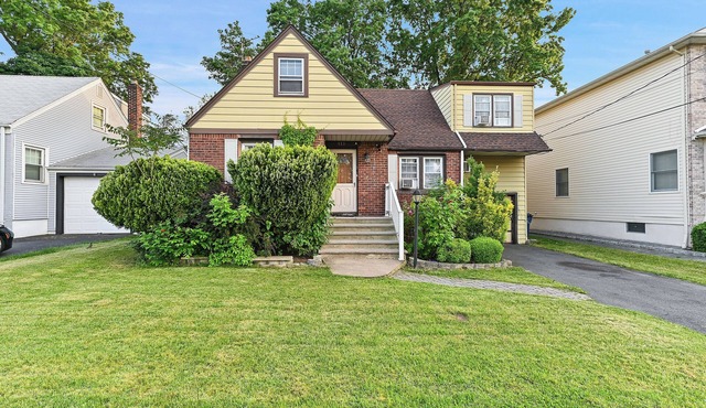 Hackensack Meadow Retreat, 9 Mins to MetLife Stadium in Hackensack