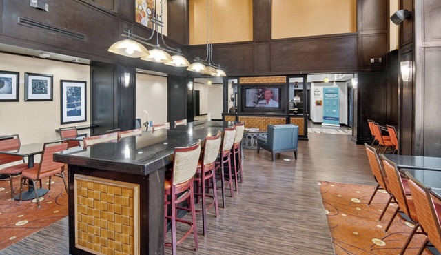 Hampton Inn & Suites Longview North