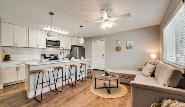 Heart of Dallas Flat Close to Baylor Hospital
